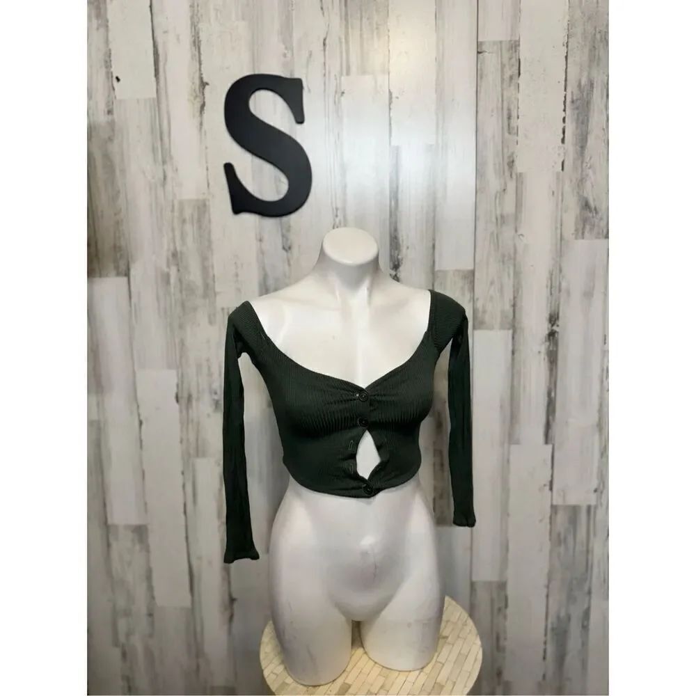 Fashion nova crop top